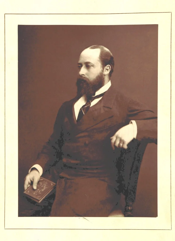 An illustration from The Prince of Wales' Tour: a diary in India; with some account of the visits ... to the Courts of Greece, Egypt, Spain, and Portugal ... With illustrations by S. P. Hall, 1877, leaf 10