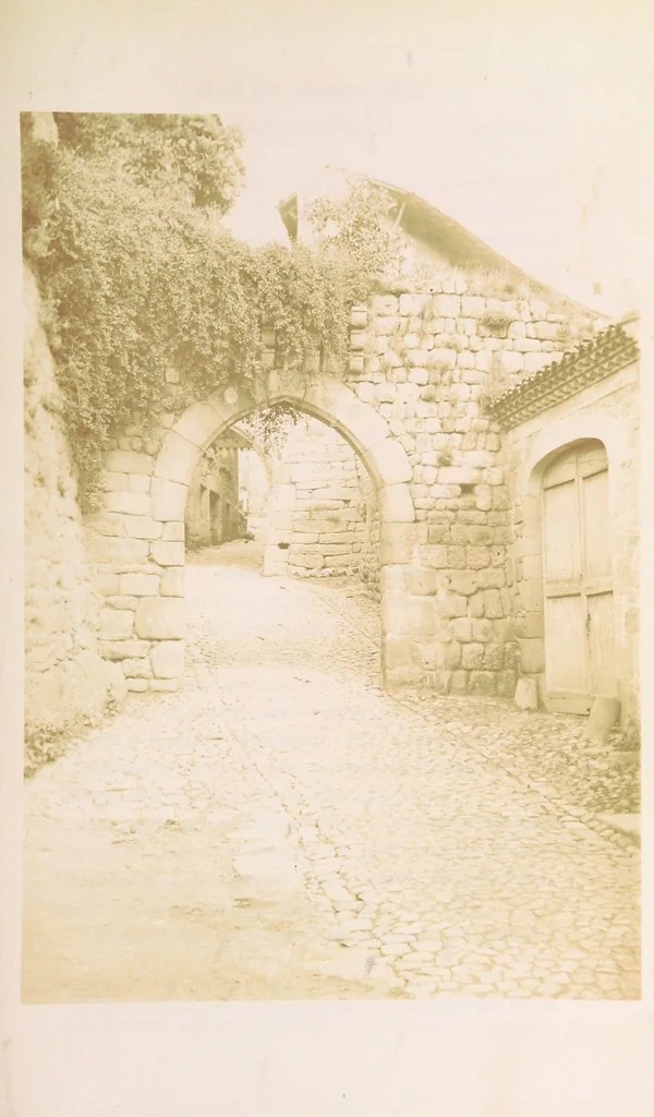 An illustration from Histoire de Saint-Bonnet-le-Chateau ... Ouvrage publié en collaboration par deux prêtres du diocèse de Lyon [James Condamin and François Langlois, 1885, leaf 349