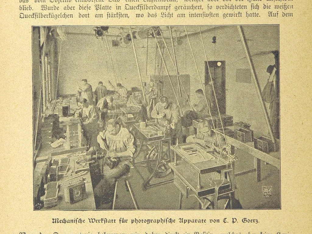 An illustration from Hundert Jahre in Wort und Bild. Eine Kulturgeschichte des XIX. Jahrhunderts herausgegeben von Dr. S. Stefan. Mit 800 Text-Illustrationen, etc, 1899, leaf 336