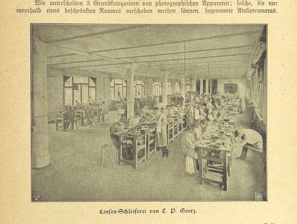 An illustration from Hundert Jahre in Wort und Bild. Eine Kulturgeschichte des XIX. Jahrhunderts herausgegeben von Dr. S. Stefan. Mit 800 Text-Illustrationen, etc, 1899, leaf 337
