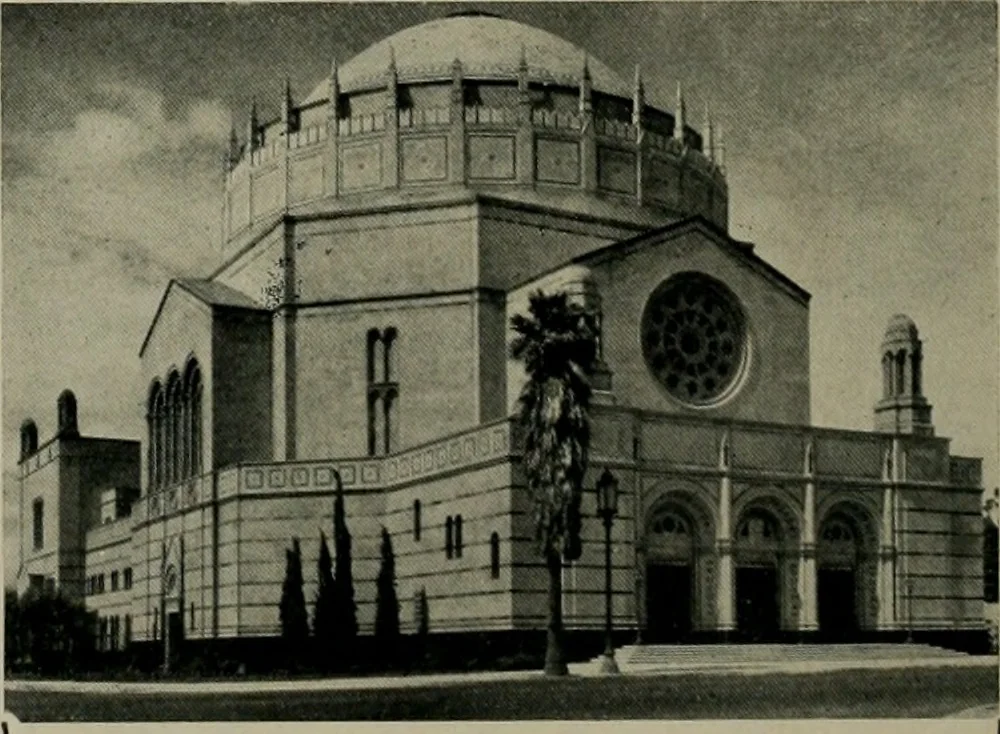 An illustration from Architect and engineer, 1905, leaf 369