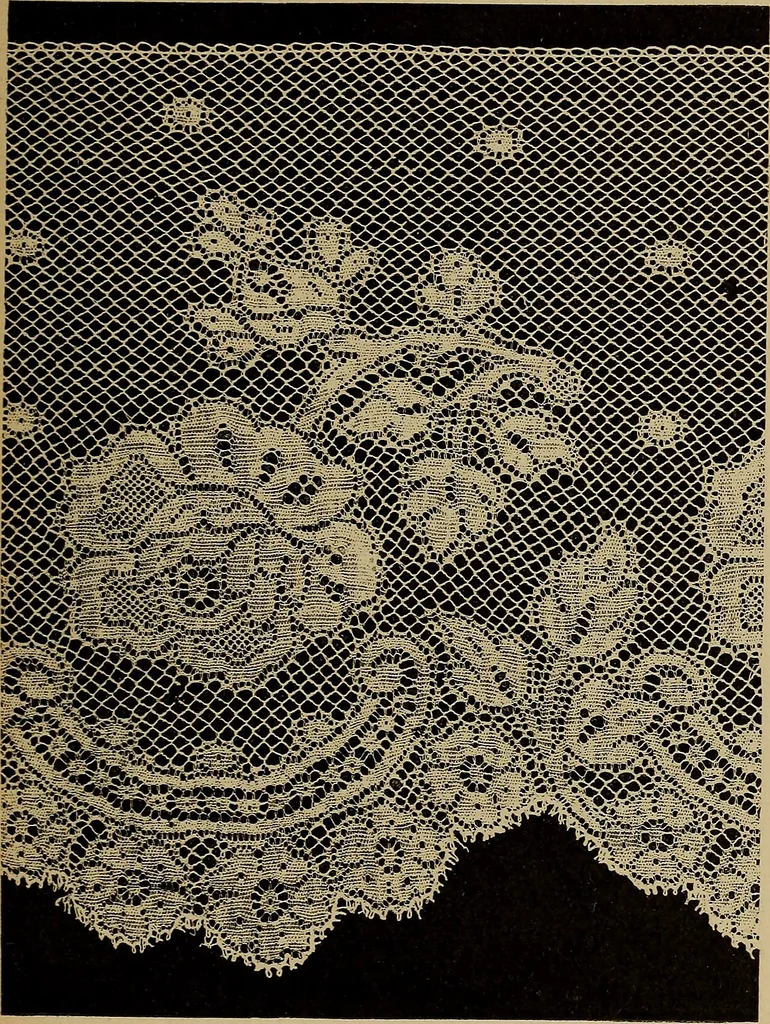 An illustration from Dentelles et guipures : anciennes et modernes, imitations ou copies. Varieté des genres et des points. 52 portraits documentaires, 249 échantillons de dentelles, collerettes, fraises, manchettes, rabats, etc., 1904, leaf 311