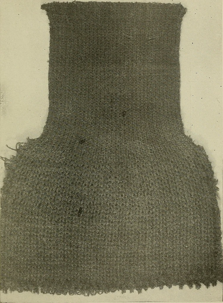 An illustration from Cyclopedia of textile work : a general reference library on cotton, woolen and worsted yarn manufacture, weaving, designing, chemistry and dyeing, finishing, knitting, and allied subjects, 1911, leaf 194