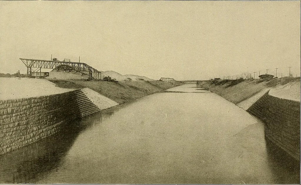 An illustration from Memorial, presented by the Trustees of the Sanitary District of Chicago to the Congress of the United States : deep waterway from Lake Michigan to the Mississippi River at St. Louis, 1904, leaf 19