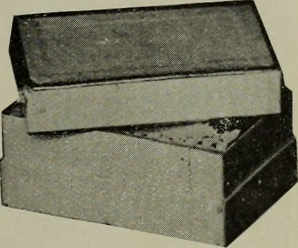 An illustration from 1905 catalogue : the gold and silversmiths, 1905, leaf 102