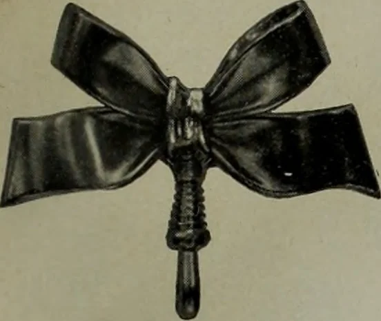 An illustration from 1905 catalogue : the gold and silversmiths, 1905, leaf 22