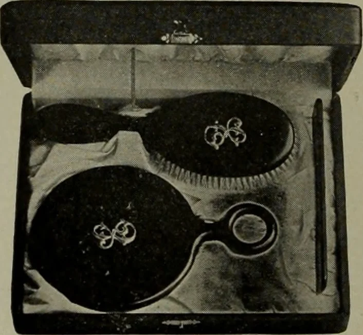 An illustration from 1905 catalogue : the gold and silversmiths, 1905, leaf 49