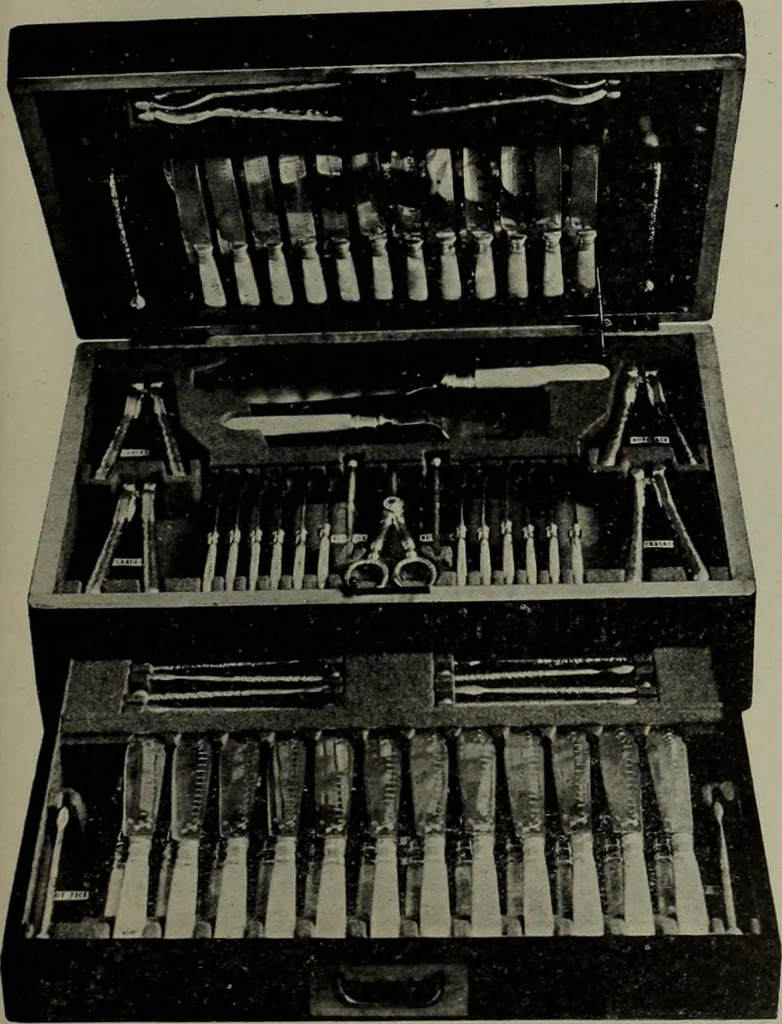 An illustration from 1905 catalogue : the gold and silversmiths, 1905, leaf 86