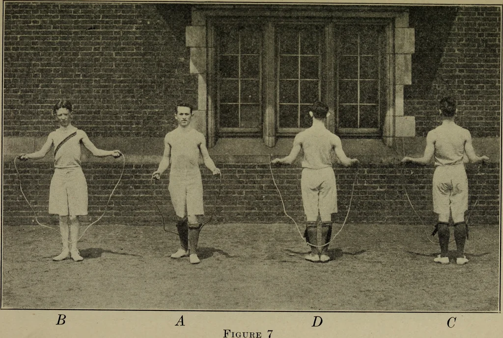 An illustration from 325 group contests for the army, navy, and school, 1918, leaf 32