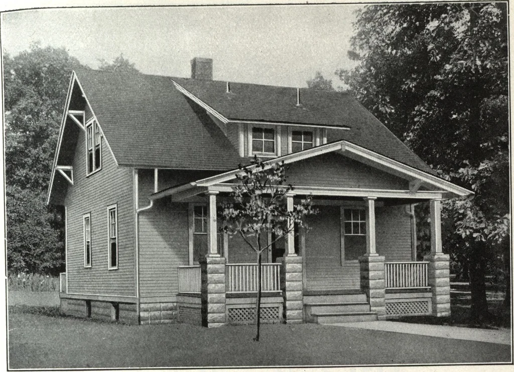 An illustration from A plan book of Harris homes., 1918, leaf 36
