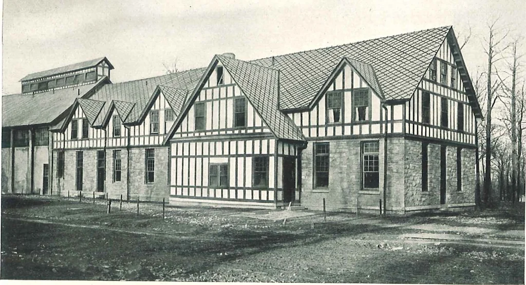An illustration from Ambler Asbestos Building Lumber, 1922, leaf 24
