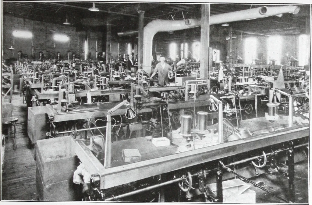 An illustration from American Fixture Company: Catalog 4, 1920, leaf 18