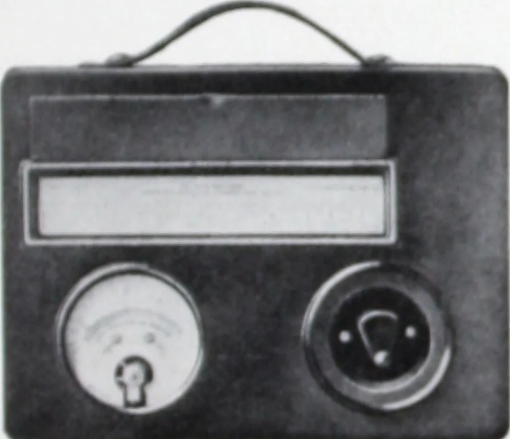 An illustration from Automobile, garage and display room lighting / information compiled by L.C. Porter and M. Horner., 1922, leaf 4