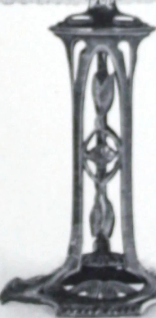 An illustration from Beaded fringe / by A.L. Crawford., 1907, leaf 4