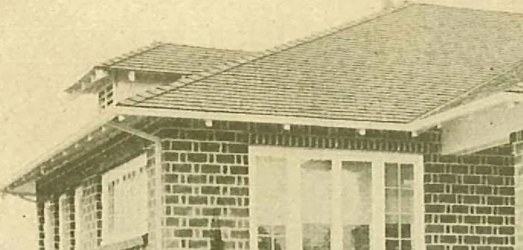 An illustration from Brick homes, 1922, leaf 10