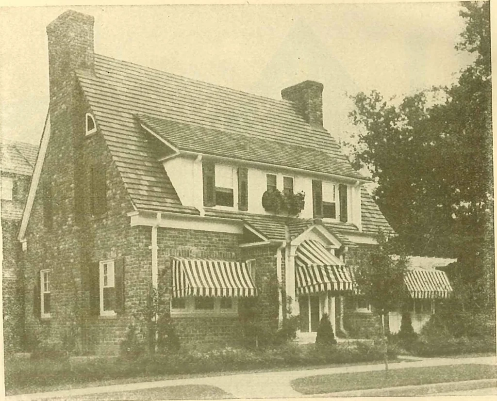 An illustration from Brick homes, 1922, leaf 18