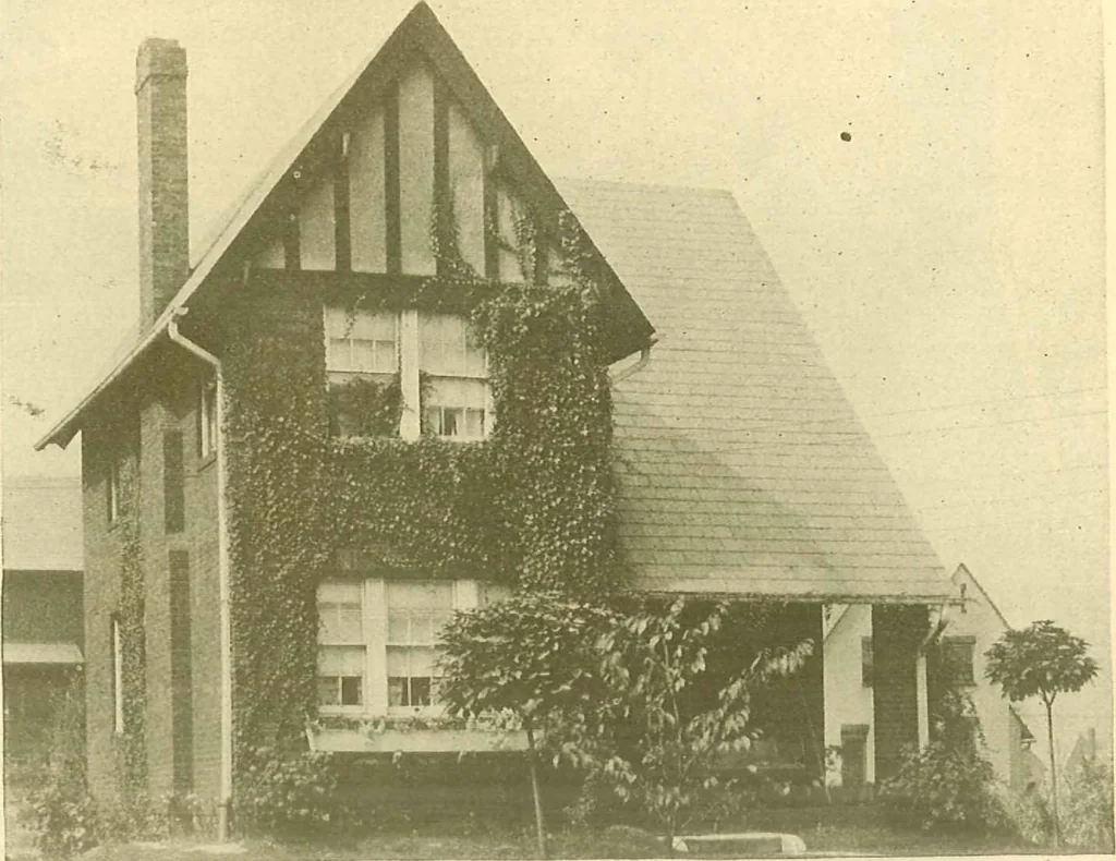 An illustration from Brick homes, 1922, leaf 19