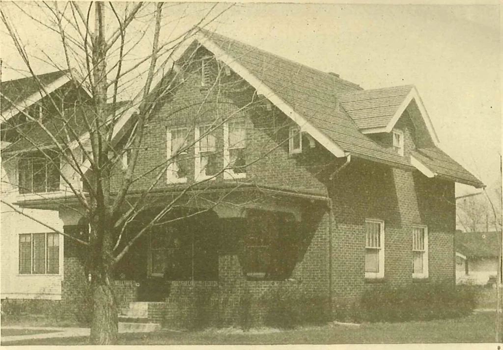 An illustration from Brick homes, 1922, leaf 20