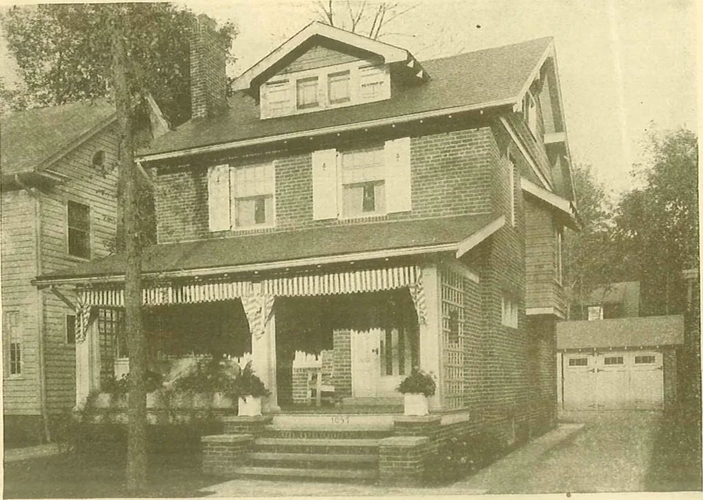 An illustration from Brick homes, 1922, leaf 25