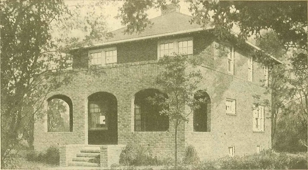 An illustration from Brick homes, 1922, leaf 43