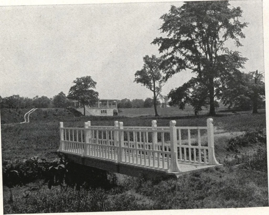 An illustration from Catalog of garden furniture, arbors, pergolas, gateways, trellises, fences, etc., 1920, leaf 104