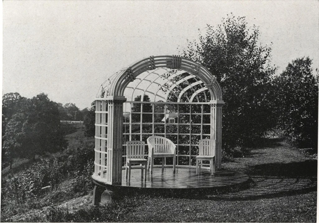 An illustration from Catalog of garden furniture, arbors, pergolas, gateways, trellises, fences, etc., 1920, leaf 60