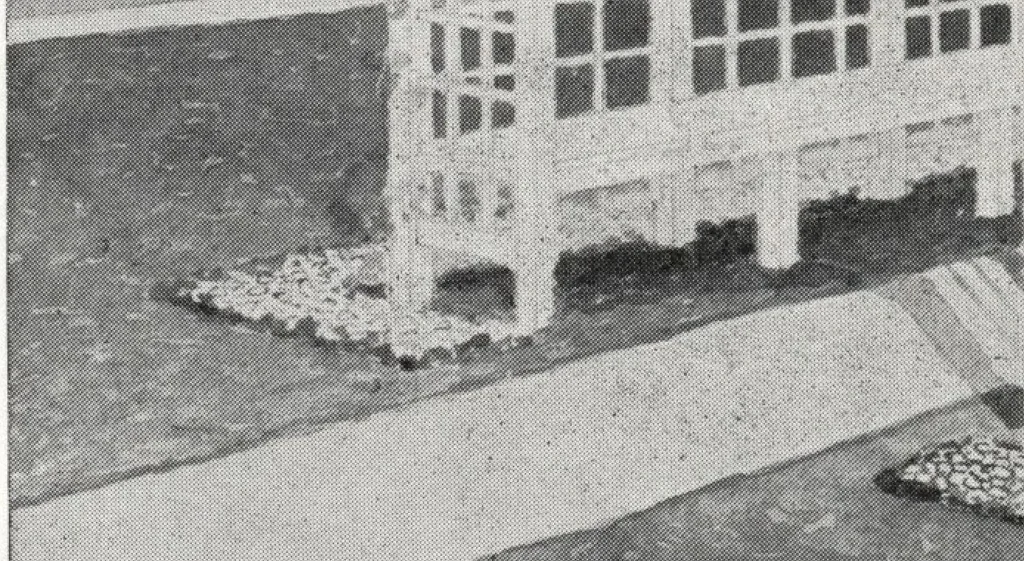 An illustration from Catalog of garden furniture, arbors, pergolas, gateways, trellises, fences, etc., 1920, leaf 63