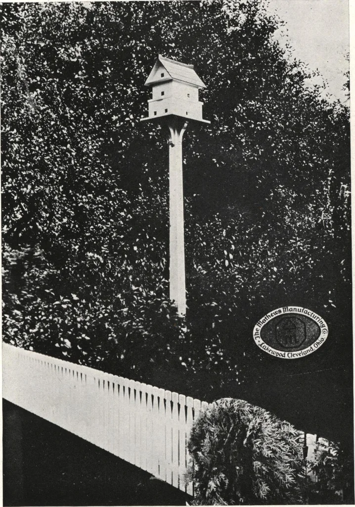 An illustration from Catalog of garden furniture, arbors, pergolas, gateways, trellises, fences, etc., 1920, leaf 92