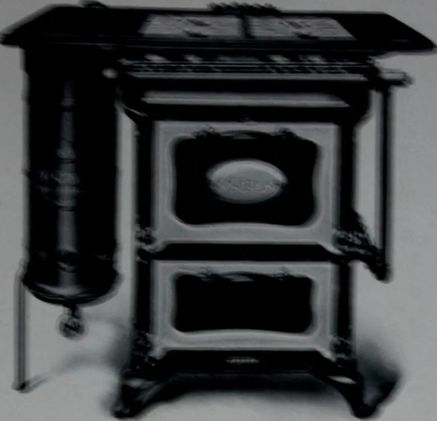 An illustration from Catalogue eighty-six: cooking and heating appliances 1914., 1914, leaf 114