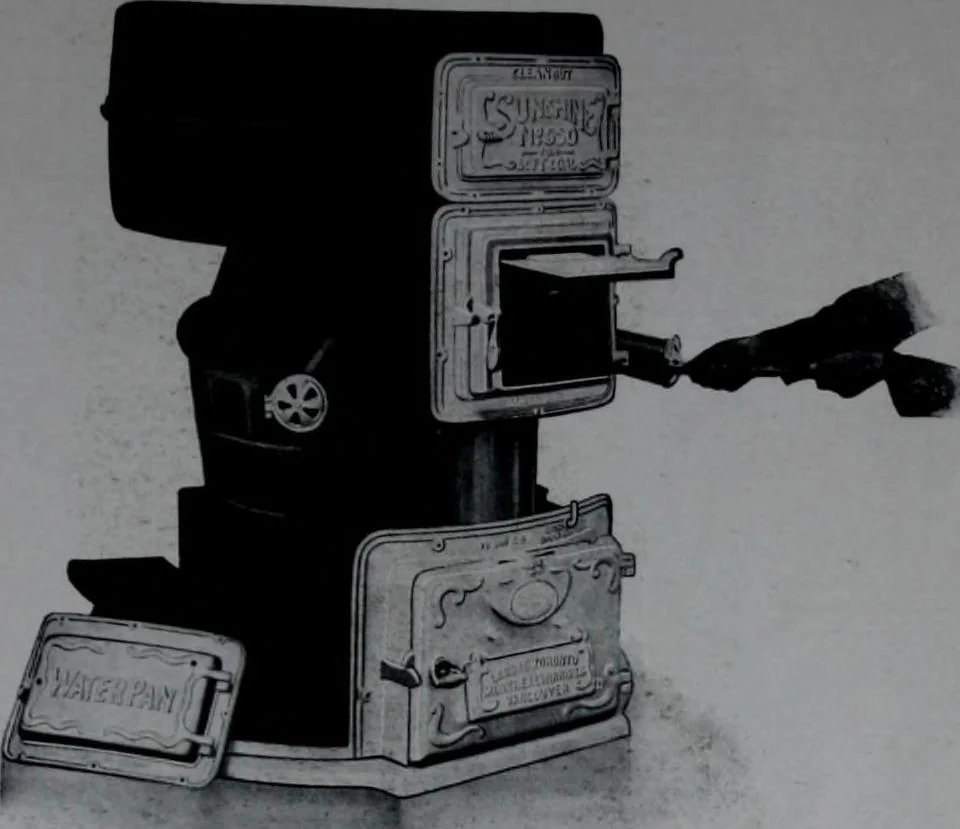 An illustration from Catalogue eighty-six: cooking and heating appliances 1914., 1914, leaf 150