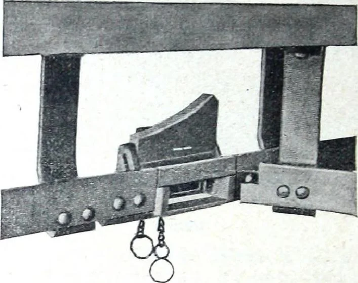 An illustration from Catalogue of Structural Steel & Iron for Architects, Engineers & Contractors, 1910, leaf 102