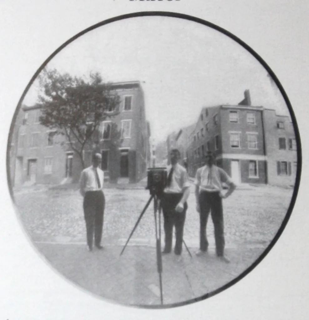 An illustration from Search Light Projectors, 1914, leaf 7