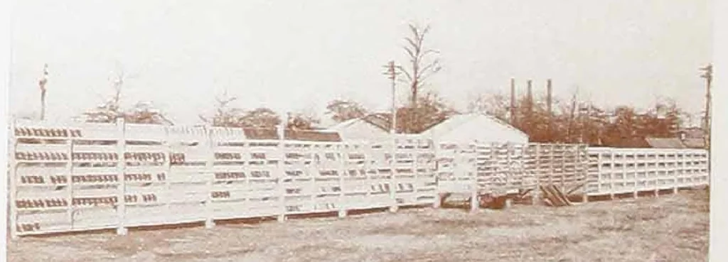 An illustration from Clear & colored finishes : general information on their many uses, application, colors, color mixing, etc., 1925, leaf 27
