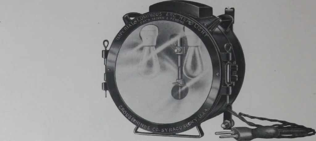 An illustration from Crouse-Hinds imperial arc headlights and imperial incandescent headlights., 1916, leaf 11
