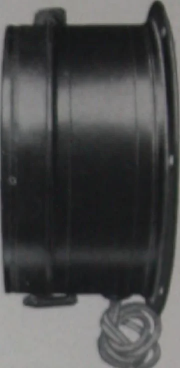 An illustration from Crouse-Hinds imperial arc headlights and imperial incandescent headlights., 1916, leaf 145