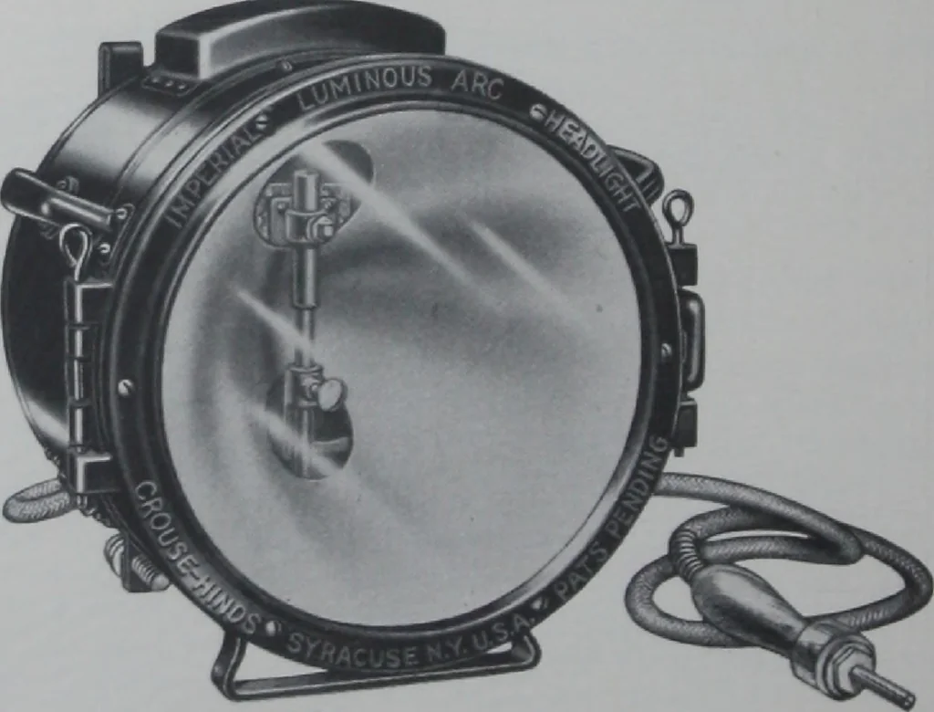 An illustration from Crouse-Hinds imperial arc headlights and imperial incandescent headlights., 1916, leaf 15