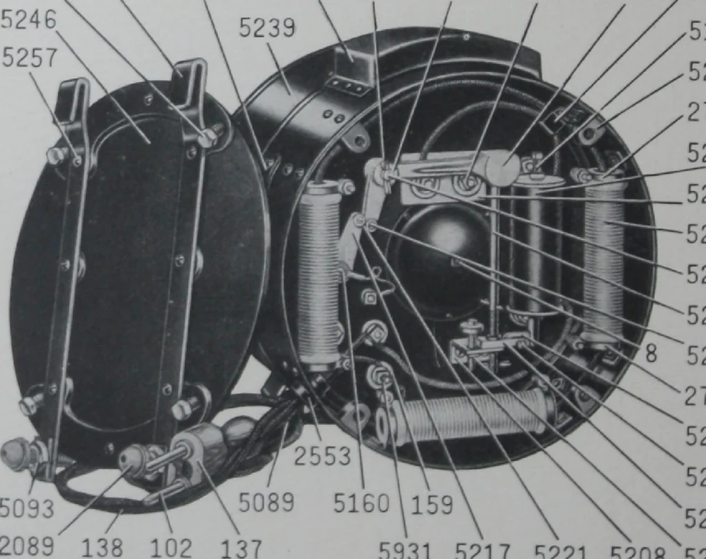 An illustration from Crouse-Hinds imperial arc headlights and imperial incandescent headlights., 1916, leaf 87