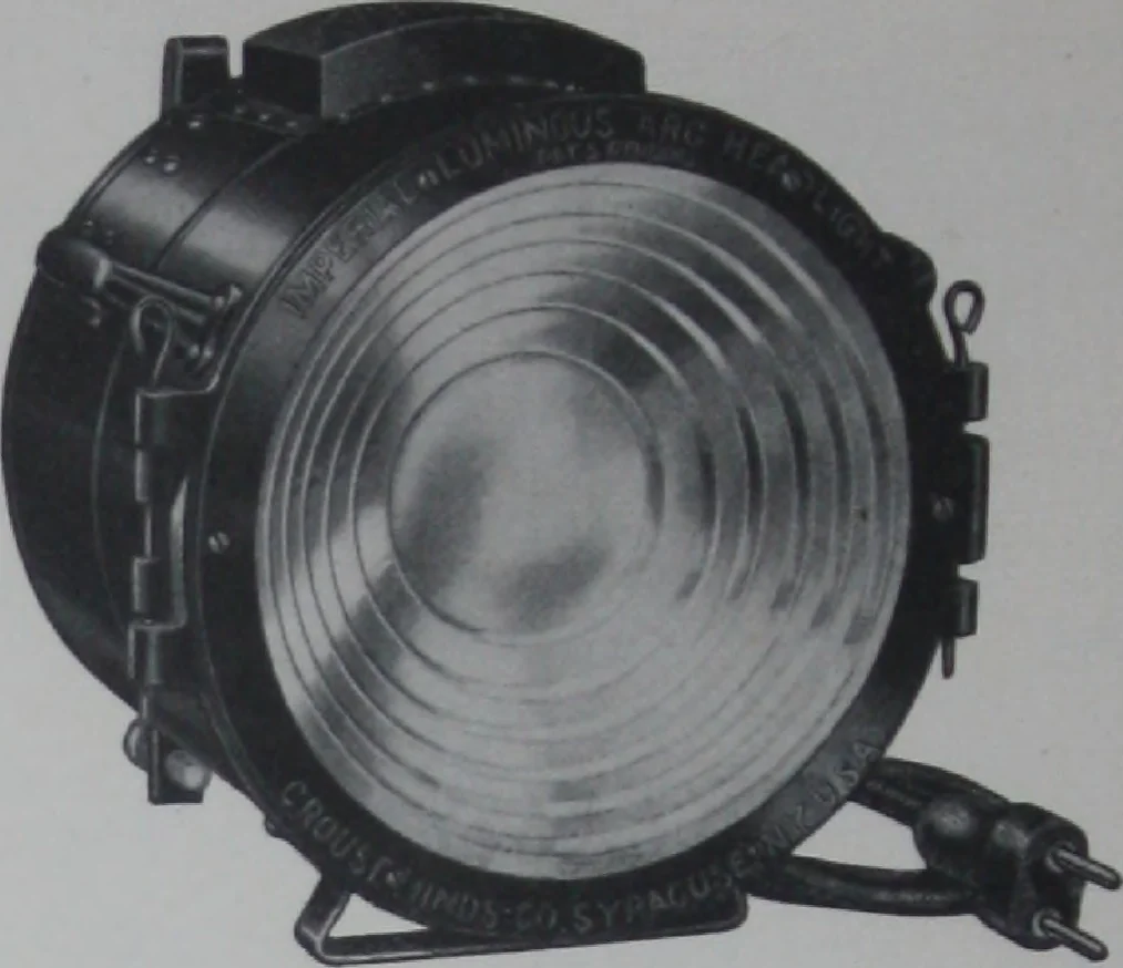 An illustration from Crouse-Hinds imperial arc headlights and imperial incandescent headlights., 1916, leaf 9