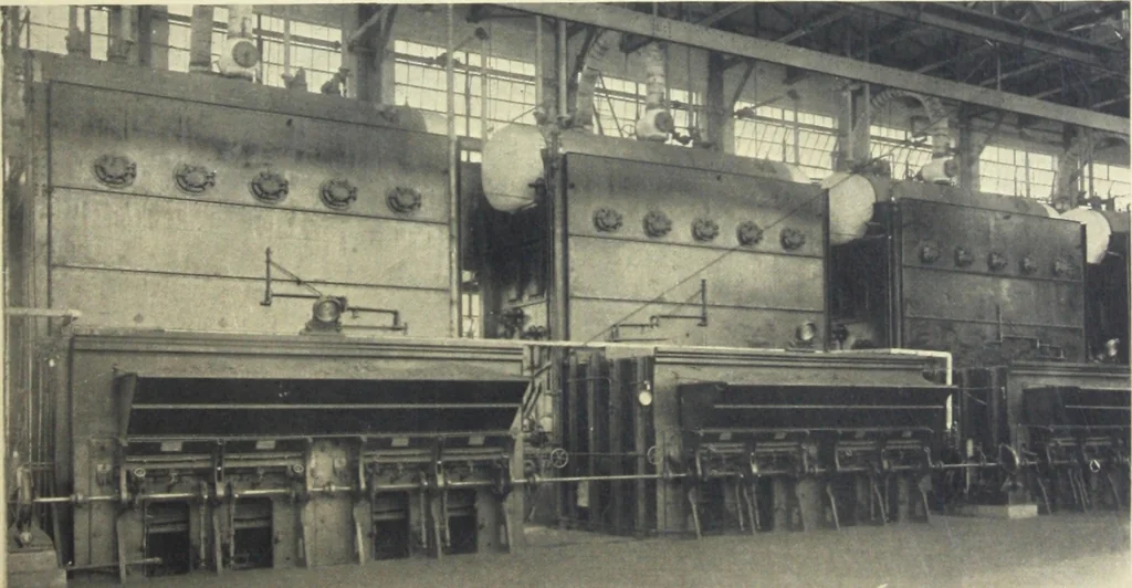 An illustration from Detrick arches showing their adaptability to all types of boilers and stokers, special furnaces and oil stills, 1921, leaf 28