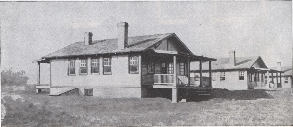 An illustration from Presto-up patented bolt-together, houses-garages-barns etc., 1920, leaf 28