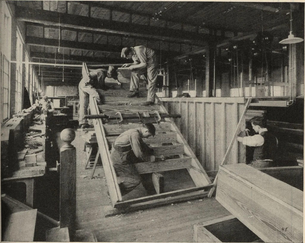 An illustration from How to read plans and take off bills of materials., 1917, leaf 28