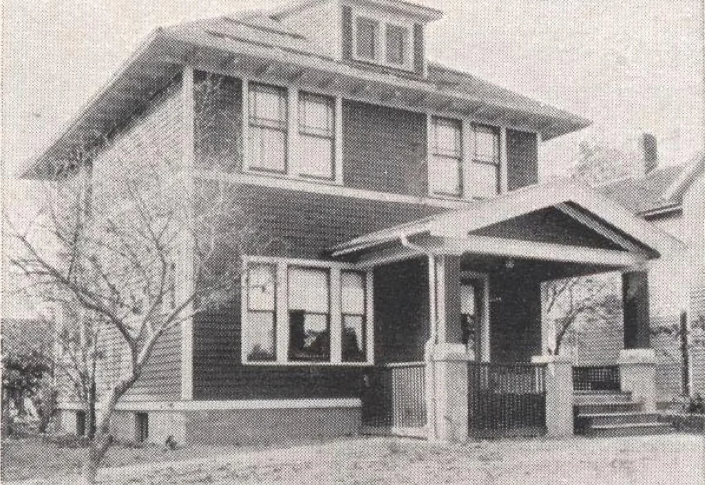 An illustration from Sterling homes, catalog no. 17, 1920, leaf 14