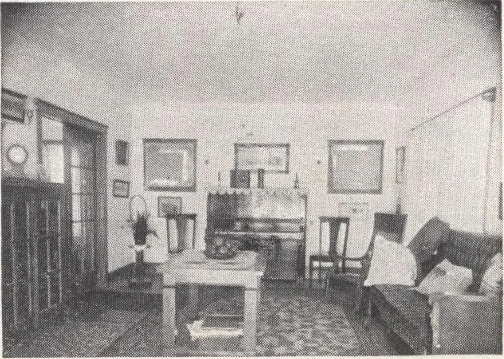 An illustration from Sterling homes, catalog no. 17, 1920, leaf 21