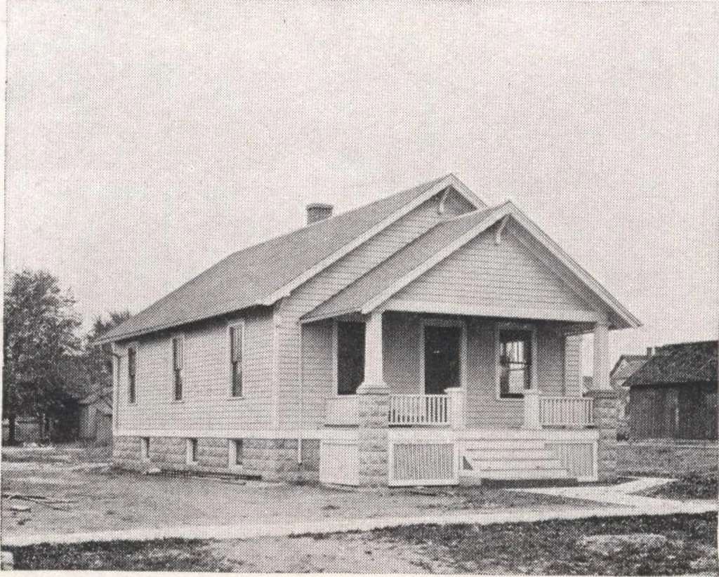 An illustration from Sterling homes, catalog no. 17, 1920, leaf 29