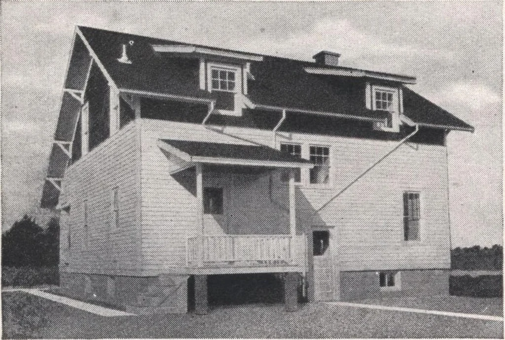 An illustration from Sterling homes, catalog no. 17, 1920, leaf 43