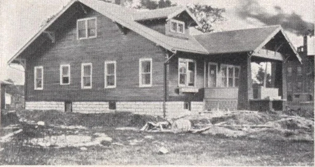 An illustration from Sterling homes, catalog no. 17, 1920, leaf 54
