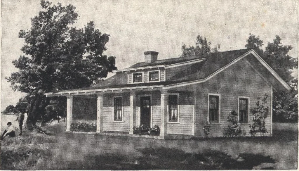 An illustration from Sterling homes, catalog no. 17, 1920, leaf 69