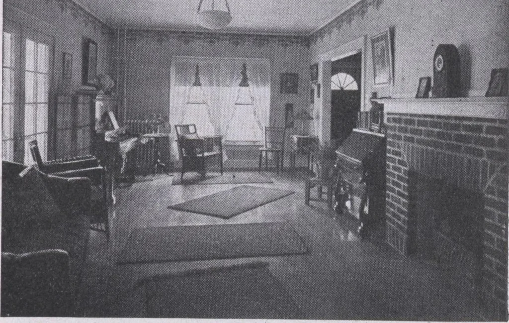 An illustration from The famous fifty and other favorite homes, 1916, leaf 122