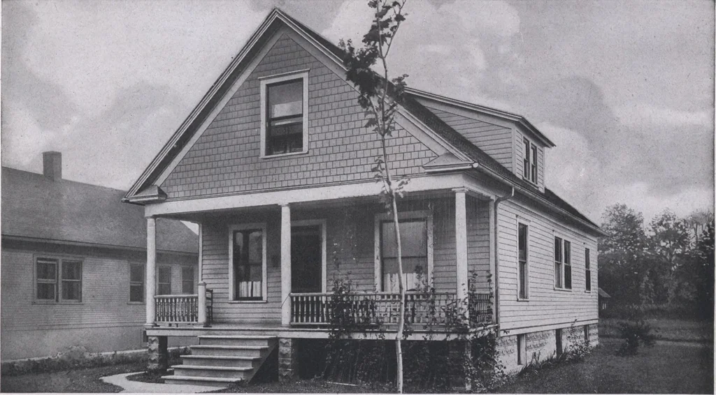 An illustration from The famous fifty and other favorite homes, 1916, leaf 62