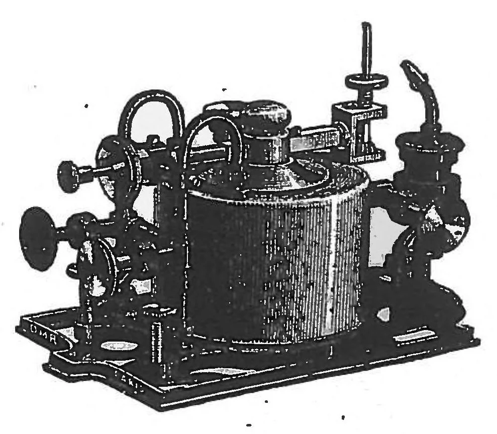 An illustration from Appareils et Fournitures générales pour la Photographie, 1890, leaf 39